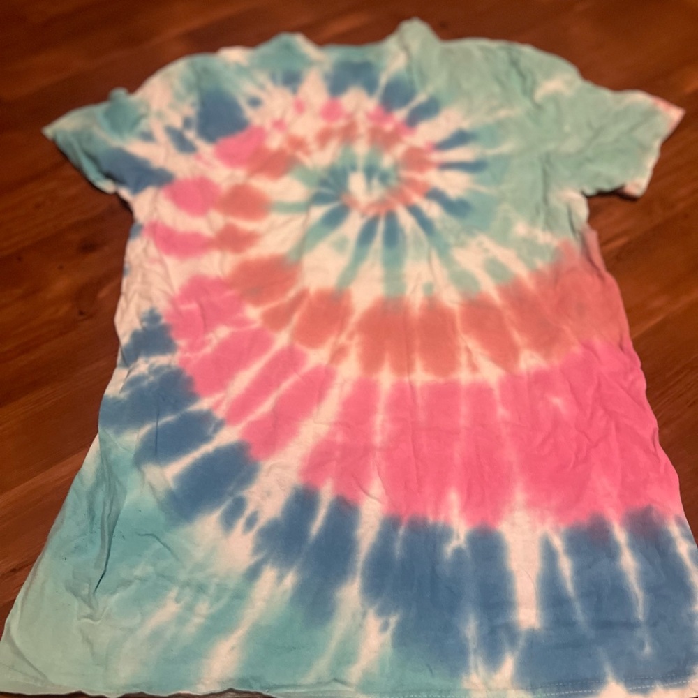 Lisa Frank Tie-Dye Cat T-Shirt - Picture 6 of 6